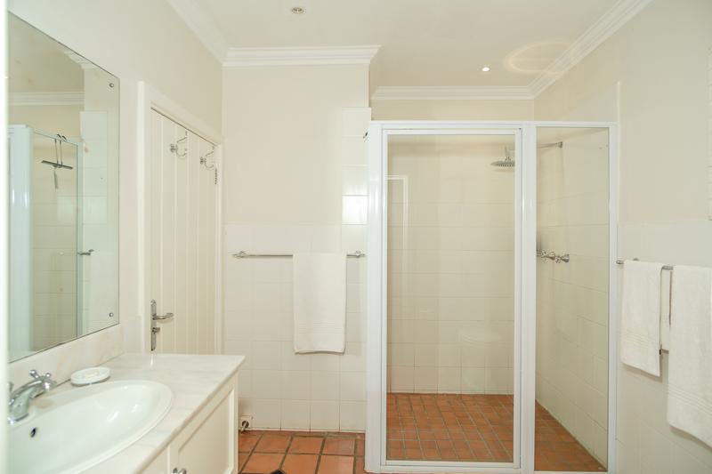 4 Bedroom Property for Sale in Victorskloof Western Cape